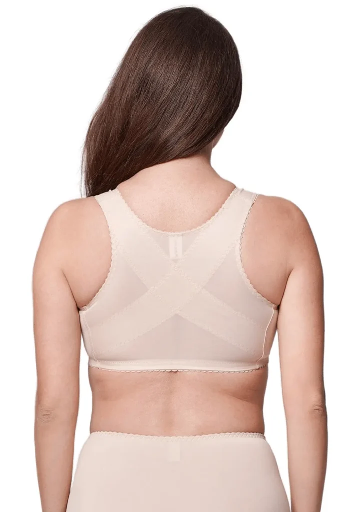 priekyje susegama liemenėlė be lankelių "bona"