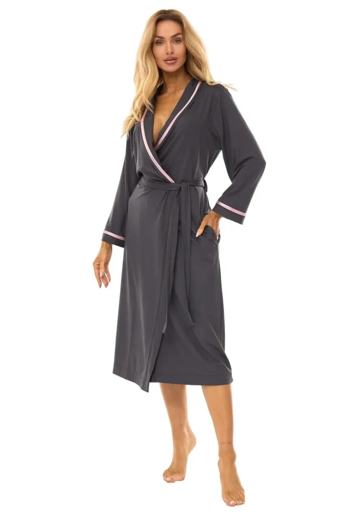 ilgas elegantiškas moteriškas chalatas "avenue"