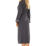 ilgas elegantiškas moteriškas chalatas "avenue"