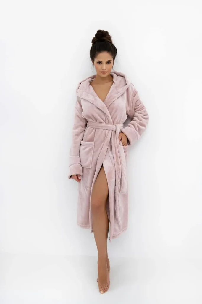 ilgas moteriškas chalatas su kapišonu "amaris"