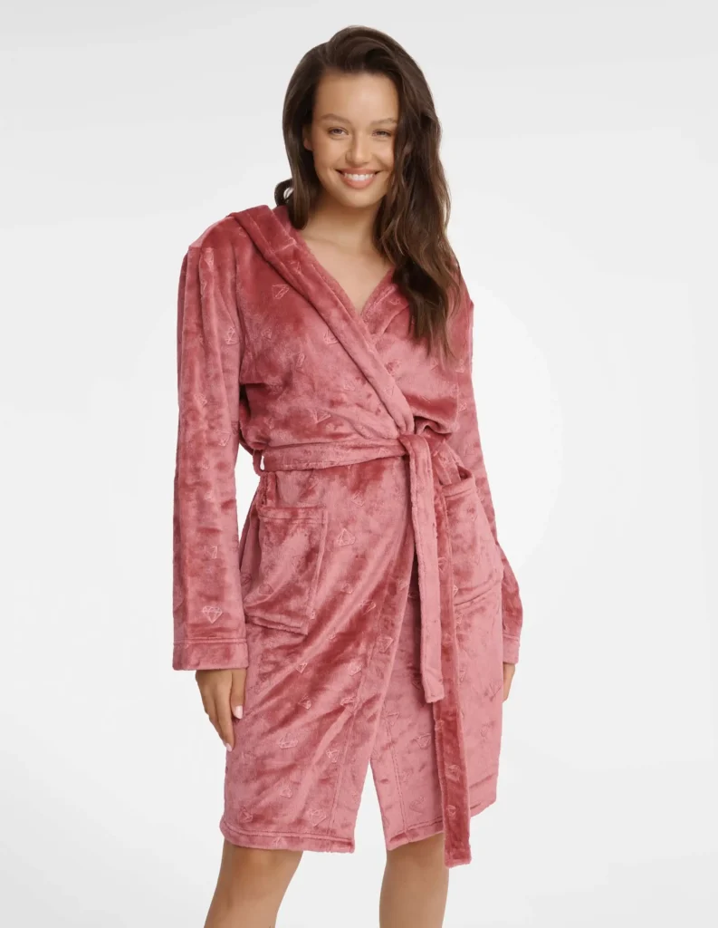 jaukus moteriškas chalatas "glossy"