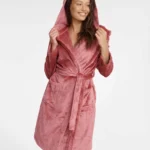 jaukus moteriškas chalatas "glossy"