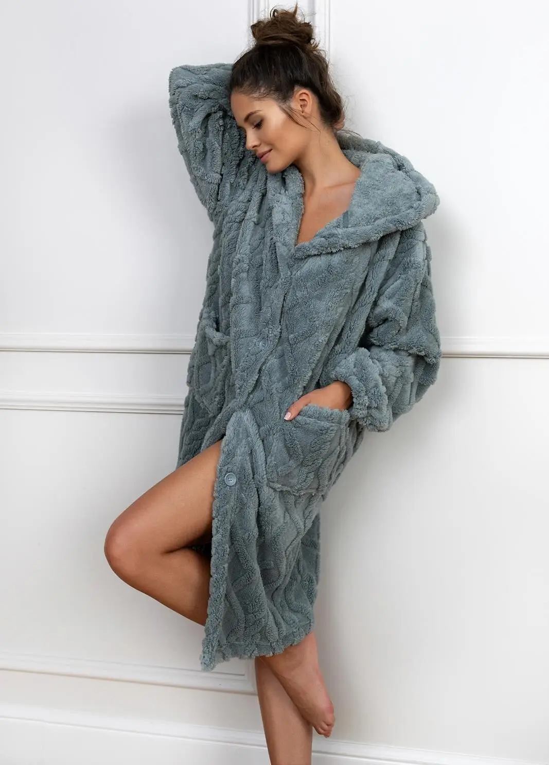 Šiltas moteriškas chalatas su kapišonu "grethen"