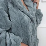 Šiltas moteriškas chalatas su kapišonu "grethen"