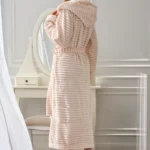 Šiltas prabangus chalatas su kapišonu „robin long“