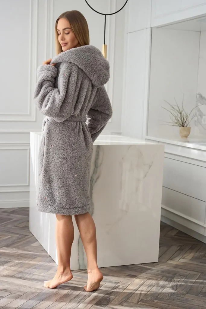 trumpas moteriškas chalatas "lora"