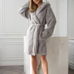 trumpas moteriškas chalatas "lora"