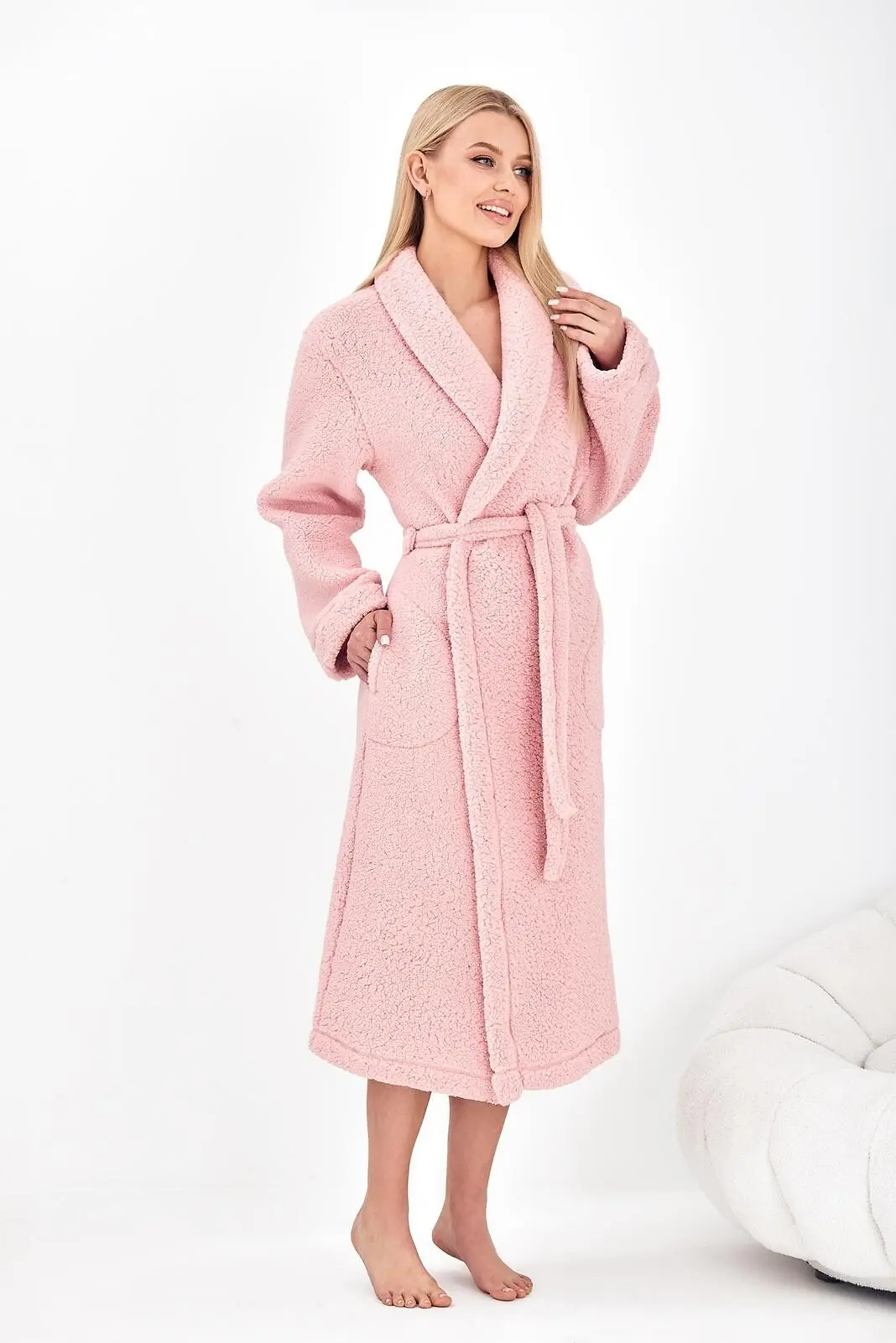 ilgas moteriškas chalatas camea