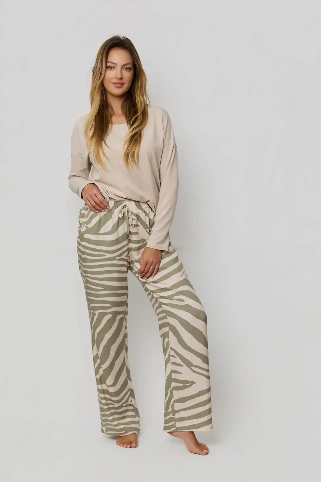 moteriška pižama ilgomis rankovėmis selene