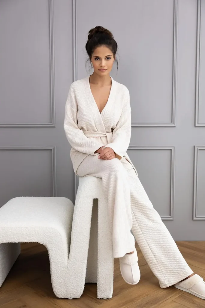 moteriškas kimono stiliaus poilsio kostiumėlis „jorina“