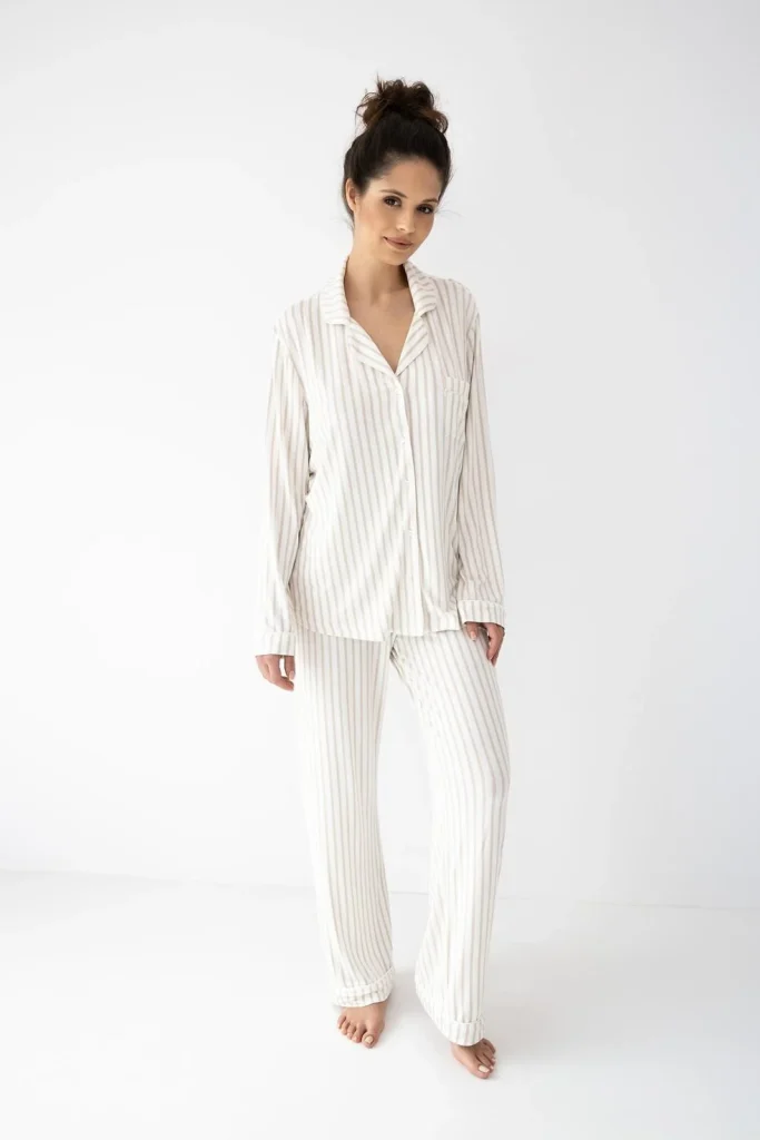 dryžuota pižama amani su sagomis