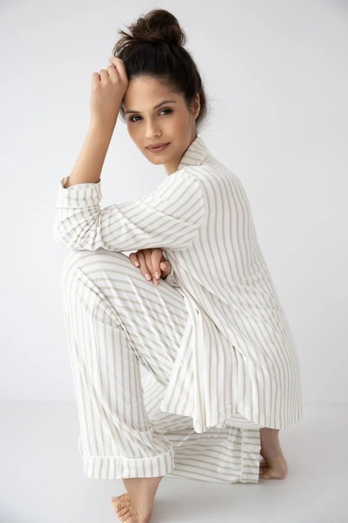 dryžuota pižama amani su sagomis