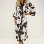 ilgas satino moteriškas chalatas brianna