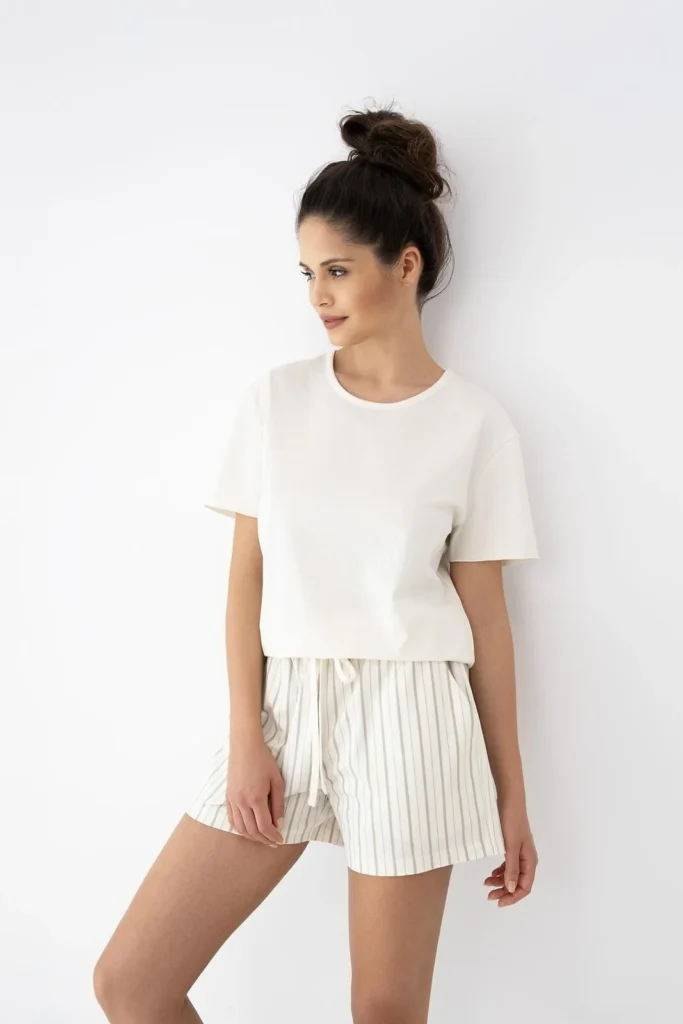 lengva vasarinė pižama džema