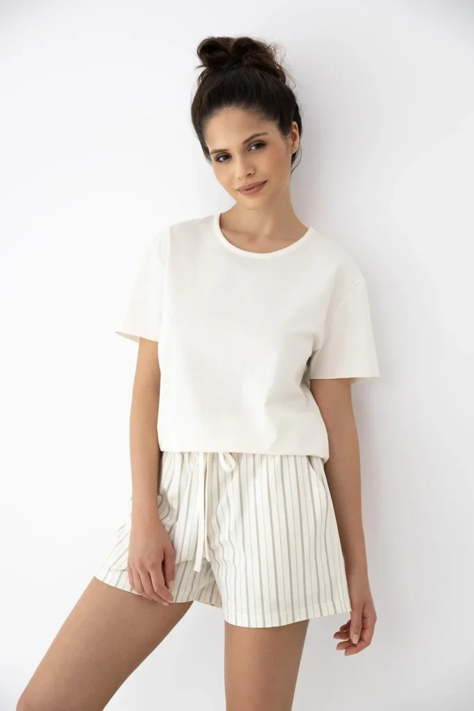 lengva vasarinė pižama džema