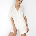 romantiška pižama davina su sagomis