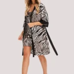 trumpas satino chalatas braga